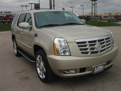 Escalade awd navigation moonroof 22" chromes quad buckets one owner clean carfax