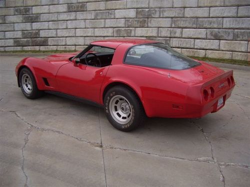 1981 chevrolet corvette coupe - red **ultra low mileage!!**