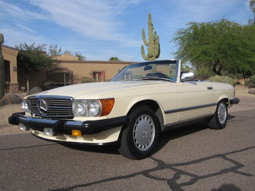 1986 mercedes benz 560sl roadster- only 34k miles! immaculate condition!