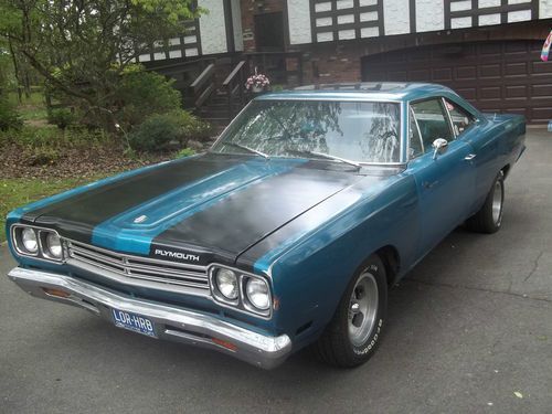 1969 plymouth road runner 383 4 speed pillar coupe