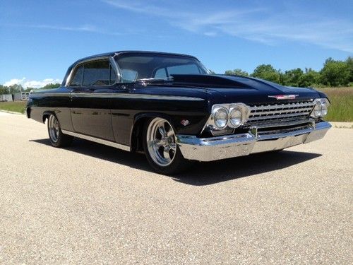 1962 chevy impala ss - real ss - new rebuilt 350 - turbo trans - fresh paint - !