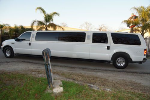 2003 ford excursion stretch limousine