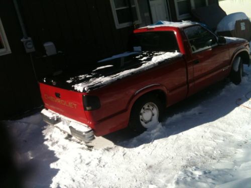 1996 chevy s10,lots of extra parts,low miles,runs great,have 99 expedition trade