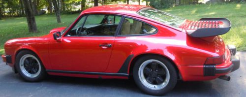1982 porsche 911sc, guards red with sunroof