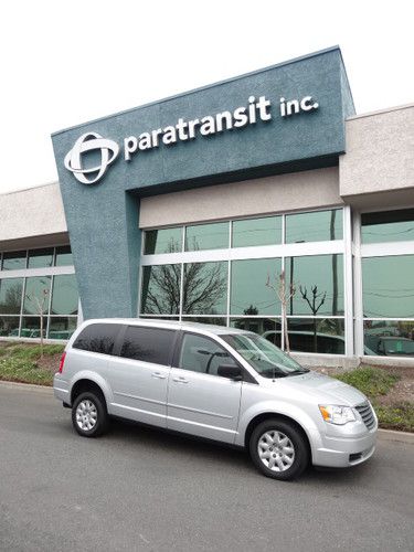 Silver 2009 chrysler town &amp; country with wheelchair accessible rear entry ramp