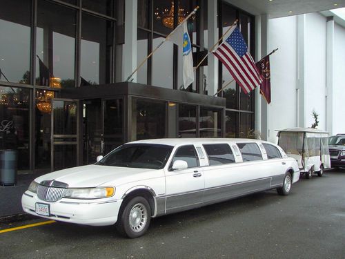 2001 lincoln town car limo 10 passenger