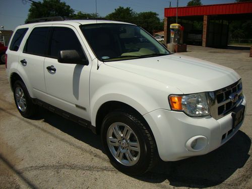 ***no reserve*** 2008 ford escape xlt white auto 4cyl clean new tires clean titl