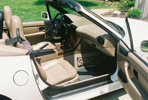 1999 bmw z3 roadster convertible 2-door 2.5l