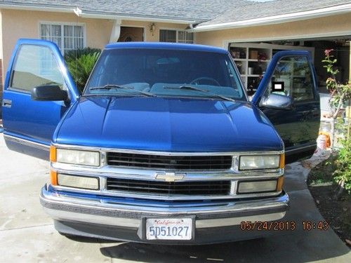 1995 chevy silverado 1500 tow package w/shell -runs excellent-like new paint