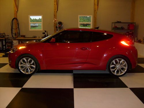 Veloster hyundai 2013 6 speed manual hid nav. xm, must see! tech pkg  low res.