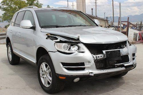 2008 volkswagen touareg vr6 damaged clean title runs! low miles priced to sell!