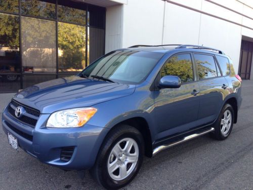 2009 toyota rav4 awd only 31k miles! perfect condition *no reserve*