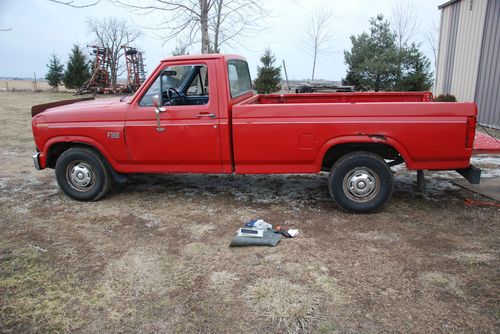 1986 ford f-150 pickup - red, long bed, 6-cyl, manual, good farm / work truck