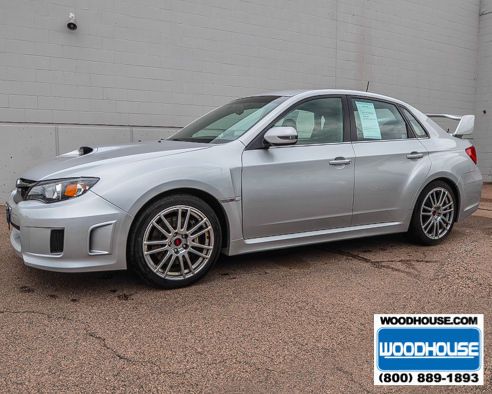 Wrx sti 6 speed manual 2.5l awd turbo charged leather spoiler brembo brakes