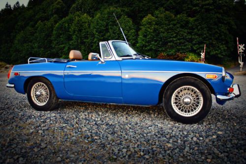 1973 mgb roadster convertible, blue, 4 speed