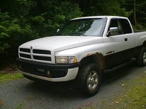 1997 dodge ram 1500 4wd high &amp; low extended cab runs well needs some tlc