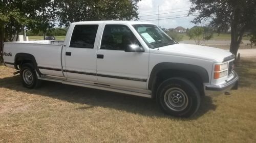 1997 gmc sierra/silverado 3500 4x4 69k original miles rust free texas truck!!!!!