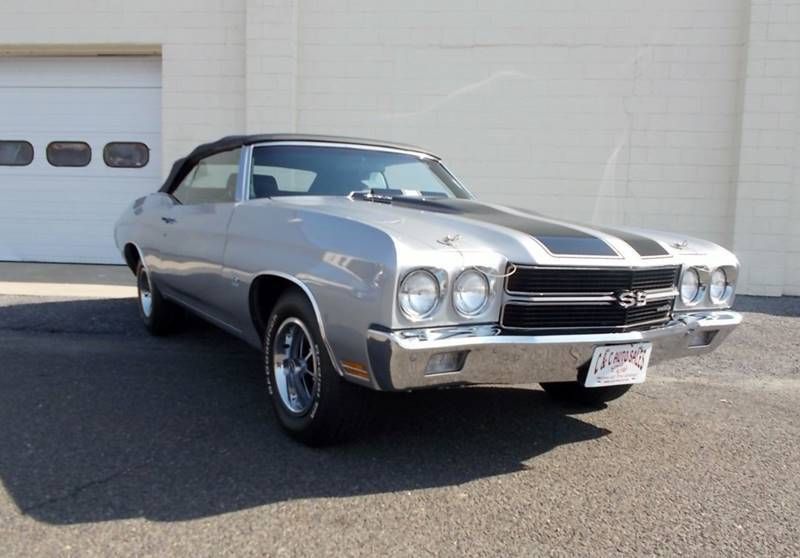 1970 chevy chevelle ss convertible!!!<br />
396/350hp, manual 4 speed! beautiful!