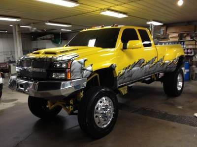 Sema 2005 show truck-duramax-over $100,000 spent-one of a kind-the real deal!!!!