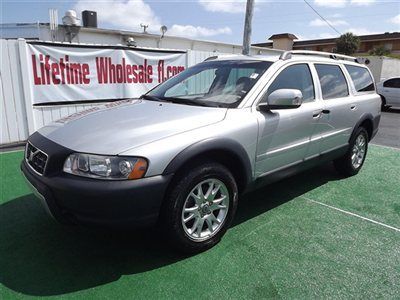 Fl 1 owner 2007 xc70 awd cross country wagon 67k mi leather roof carfax cert!