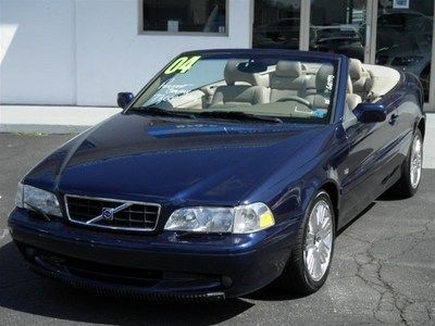 Leather 2.4l 197 hp horsepower 2 doors heated seats automatic power convertible