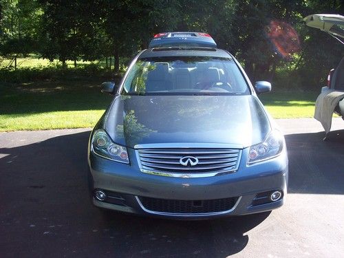 2008 infinity m35x  ; new brakes; new tires;heated/cooled front seats;30,000 mi