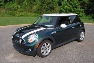 2009 mini cooper s dk green,6spd 45k miles loaded and mint condition