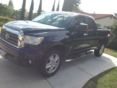 2007 toyota tundra limited edition  low miles clean 1 owner