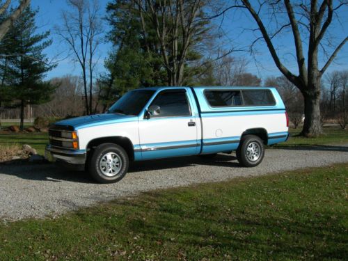 1993 chevy silverado,2 owner truck,excellent condition