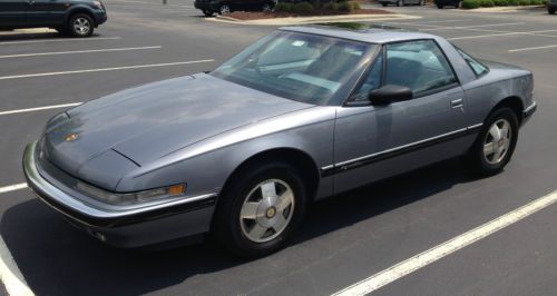 1990 buick reatta coupe silver / grey interior / reconditioned