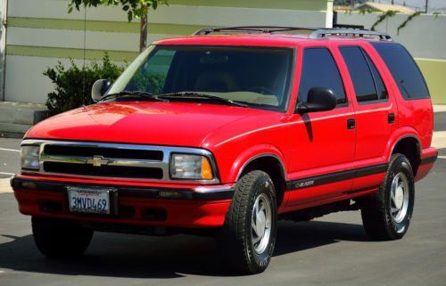 Immaculate-1995 blazer lt 4x4-1 owner-loaded-autocheck certified-no reserve