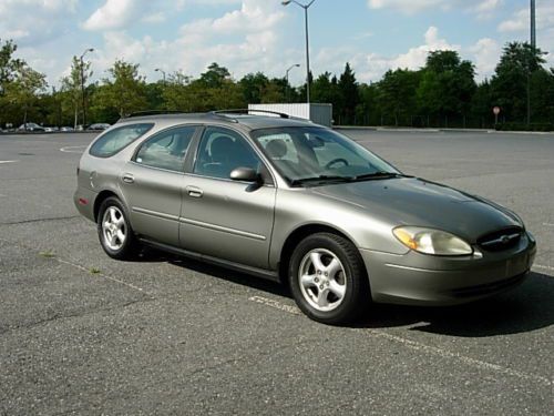 2003 ford taurus se wagon,  fully loaded automatic low mileage
