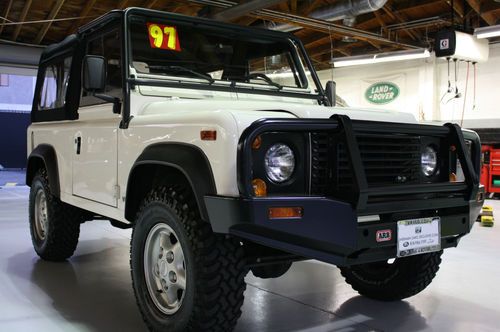 1997 land rover defender 90 convertible white/charcoal