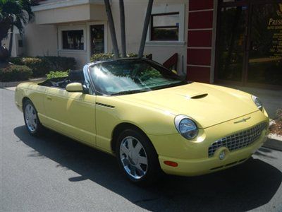 2002 ford thunderbird with less then 8,000 miles!! clean carfax one-owner!!!!!!!