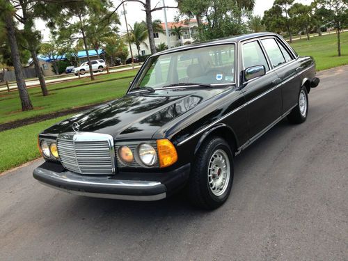 1983 mercedes 300d turbo diesel low miles garage kept well maintained books mint