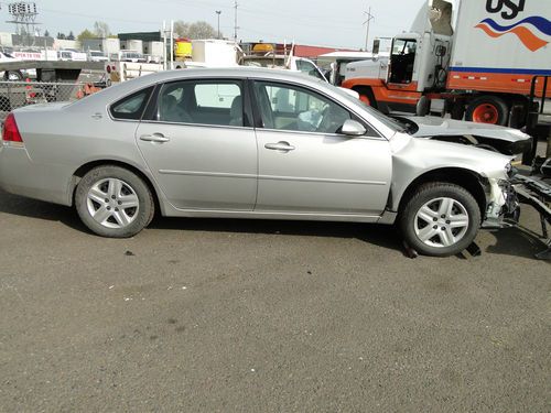 2007 chevrolet impala sedan- salvage title tow or haul- totalled front end!