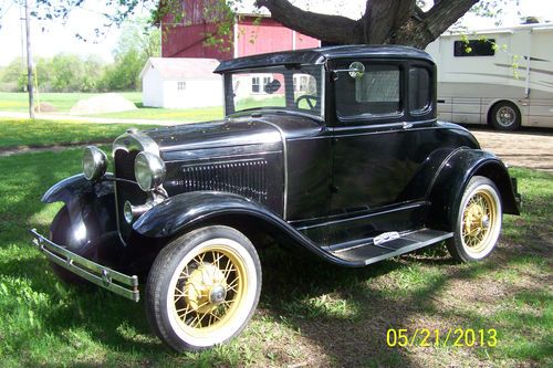 1930 model a ford standard coupe