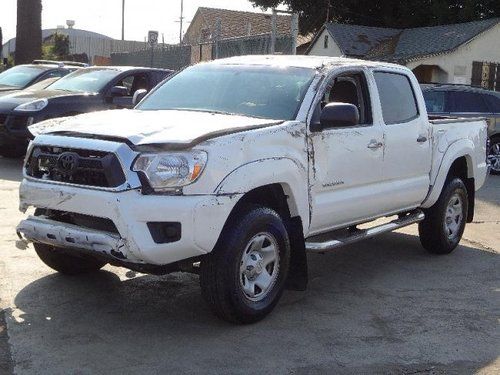 2012 toyota tacoma prerunner double cab damaged salvage runs! only 18k miles!!