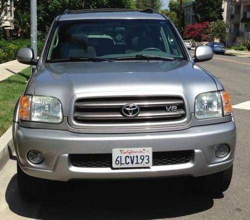 2003 toyota sequoia sr5 - low miles and fully loaded - california car