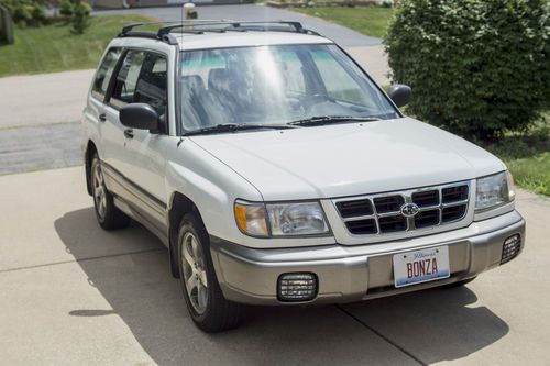 98 subaru forester 5-speed manual great condition