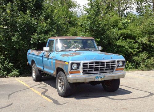 1978 ford f-250 4x4 /rust free bed &amp; tailgate come with/ 60,000 orig miles.