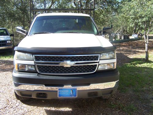 2005 chevy silverado crew cab 4x4 work truck exc cond with many extras