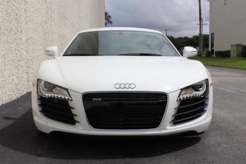 2011 audi r8 white auto 3k mikles new! no reserve! loaded 1 owner