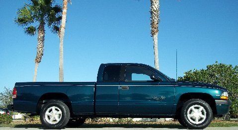 Florida~1-owner~50,000 miles~5 speed~non-smoker~23 mpgs~exceptional~99 00 01 02