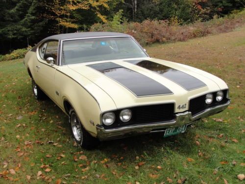 1969 oldsmobile cutlass 442, canadian built, matching numbers, 400 ci automatic