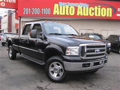 2005 ford f-350 lariat 4wd 4x4 super crew cab long bed carfax certified low res