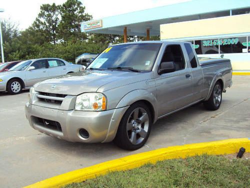 2004 nissan frontier xe extended cab pickup 2-door 2.4l custom system hard cover