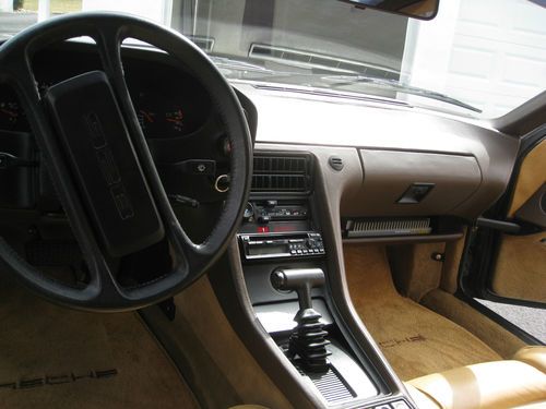1980 porsche 928 base coupe 2-door 4.5l