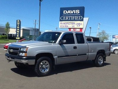 07 119867 miles extended cab 4 door 1500 auto 4.8l all wheel drive silver tan
