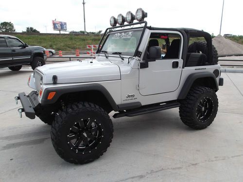 2004 jeep wrangler silver 6 cyl rugged ridge 4" lifted 33" mud tires smittybilt